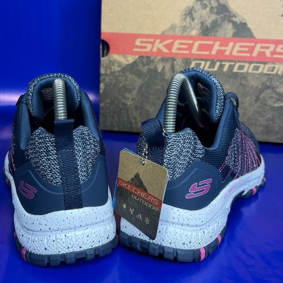 🆕Sketchers Hillcrest Trail Running Sneakers Women’s 7.5 Blue/Pink Fast Shipping - Picture 3 of 9